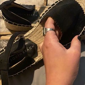 Platform beach sandals !